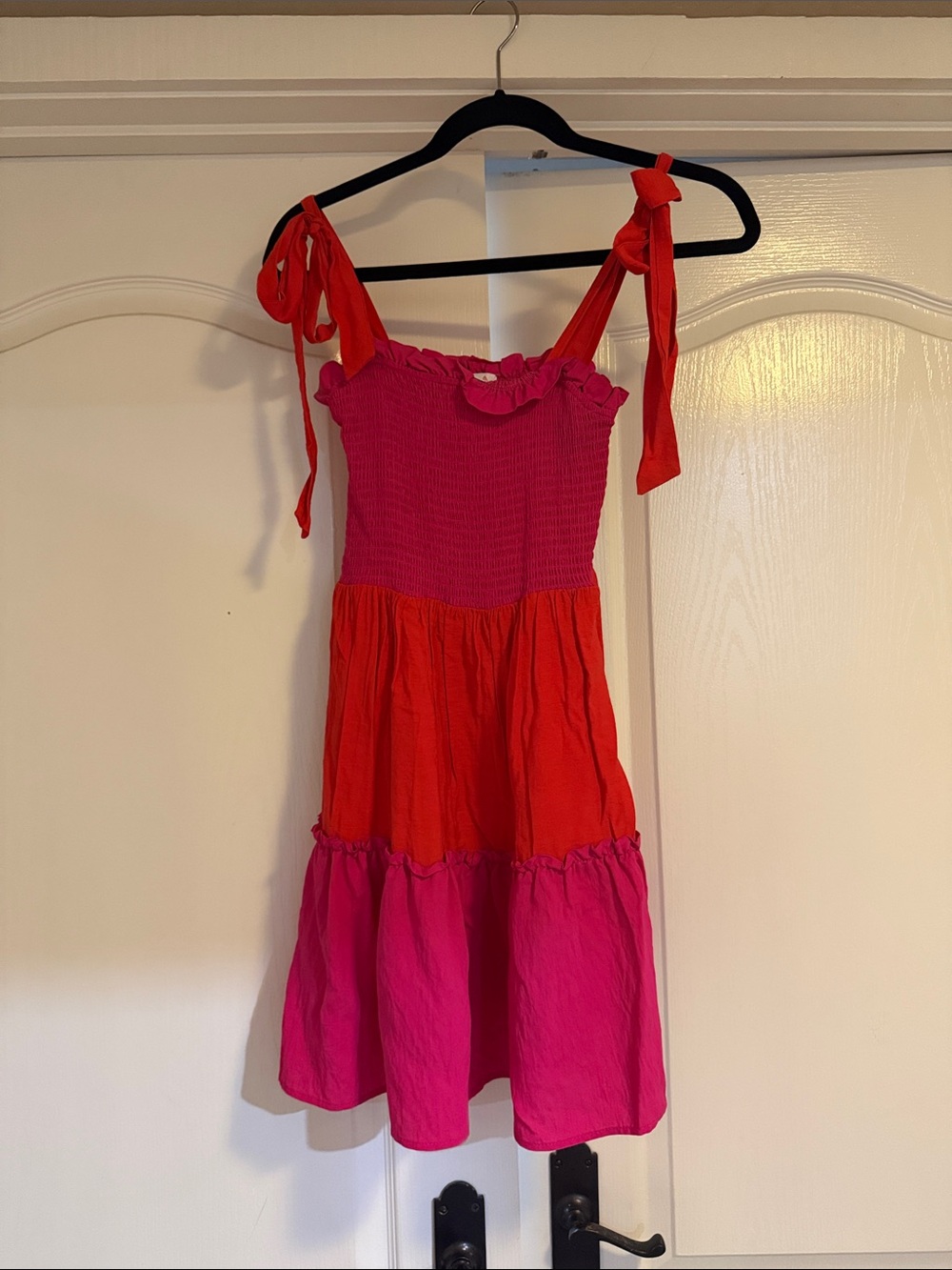 Medium Two-Tone Pink & Red Tiered Tie-Shoulder Dress